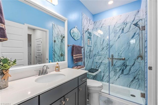 7388 Deerhurst Lane, Kernersville, NC 27284