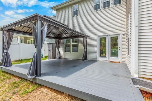 7388 Deerhurst Lane, Kernersville, NC 27284