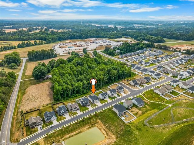 7388 Deerhurst Lane, Kernersville, NC 27284