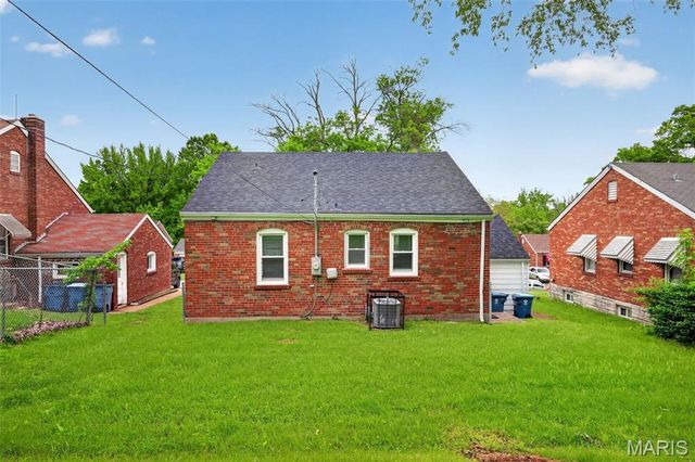 7054 Minnie Avenue, St Louis, MO 63136