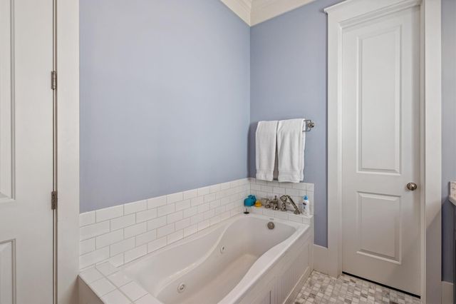 802 Beachtown Passage, Galveston, TX 77550