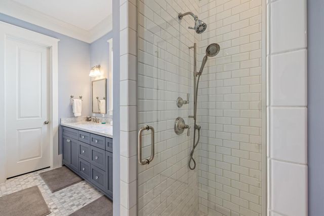 802 Beachtown Passage, Galveston, TX 77550