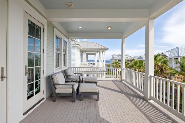 802 Beachtown Passage, Galveston, TX 77550