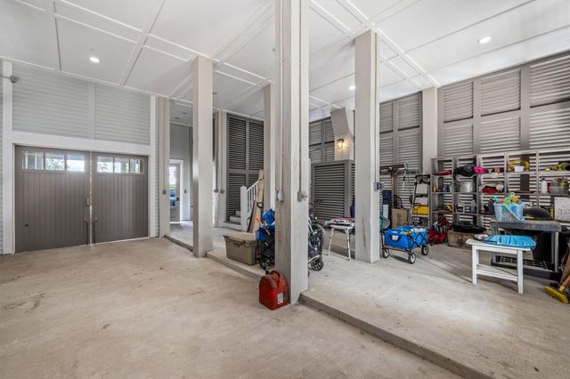 802 Beachtown Passage, Galveston, TX 77550
