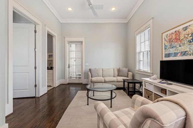 802 Beachtown Passage, Galveston, TX 77550