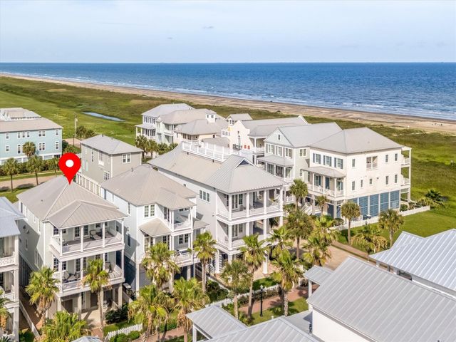 802 Beachtown Passage, Galveston, TX 77550