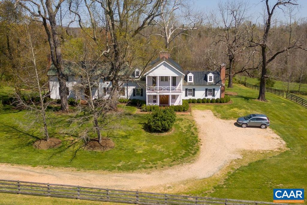 915 CAMPBELL RD, Keswick, VA 22947