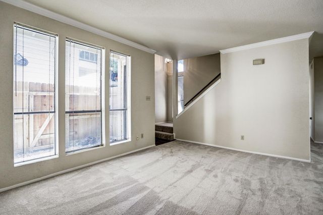 1881 Bering Drive 12, Houston, TX 77057