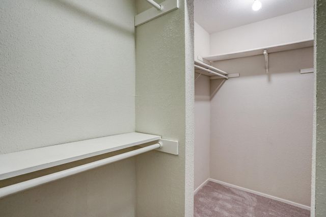 1881 Bering Drive 12, Houston, TX 77057