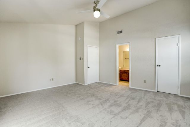 1881 Bering Drive 12, Houston, TX 77057