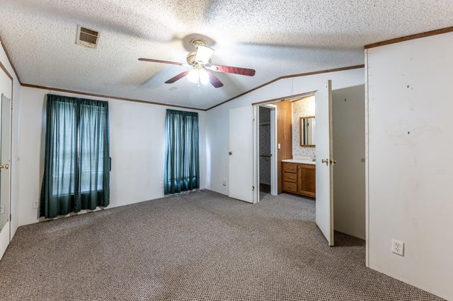400 Marina Drive, Trinity, TX 75862