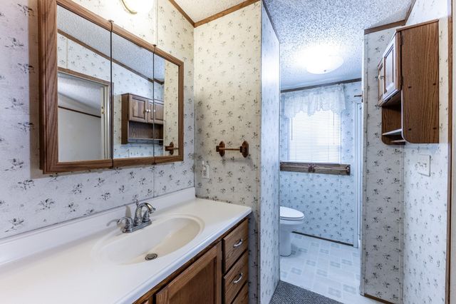 400 Marina Drive, Trinity, TX 75862