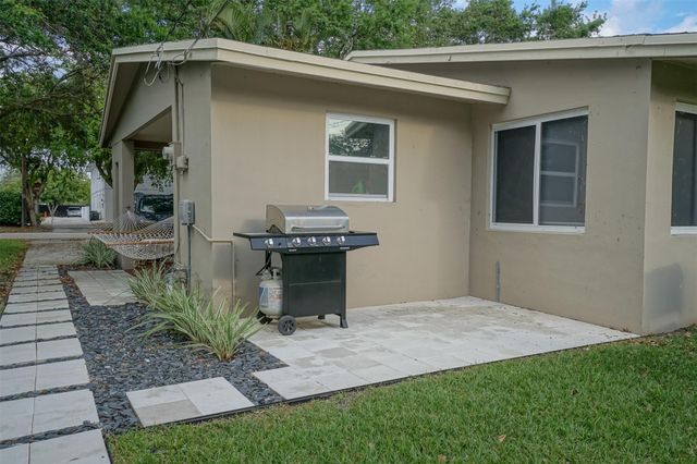 1634 NE 3rd Ave, Delray Beach, FL 33444
