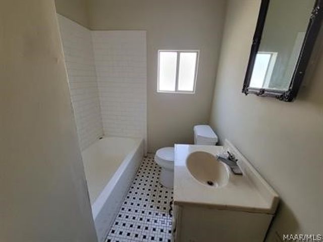 1316 S Hull Street B, Montgomery, AL 36104