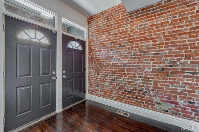2739 Utah Street, St Louis, MO 63118