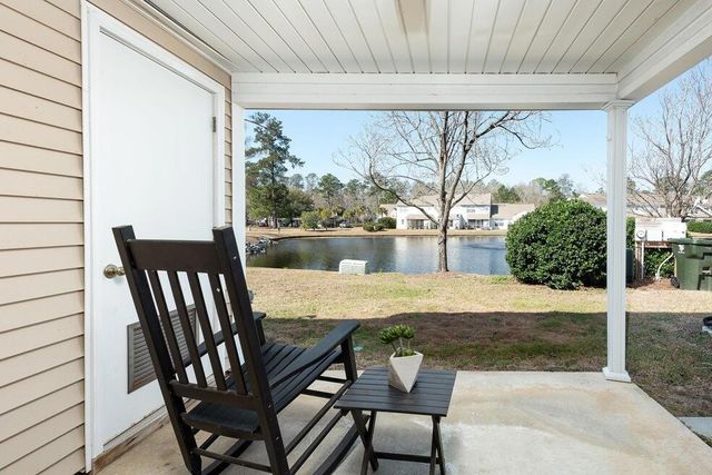 102 Yellow Hawthorn Circle, Summerville, SC 29483