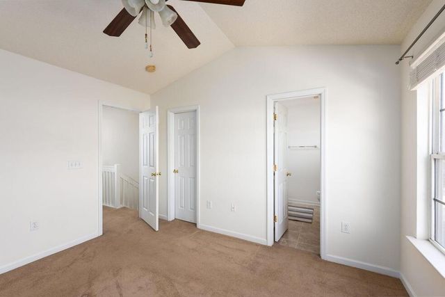 102 Yellow Hawthorn Circle, Summerville, SC 29483