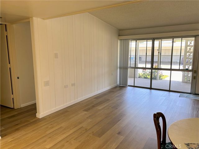1621 Monterey Road M2-19D, Seal Beach, CA 90740