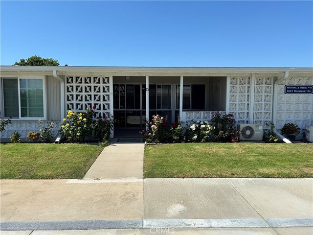 1621 Monterey Road M2-19D, Seal Beach, CA 90740