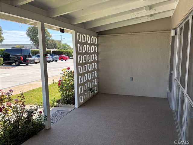 1621 Monterey Road M2-19D, Seal Beach, CA 90740