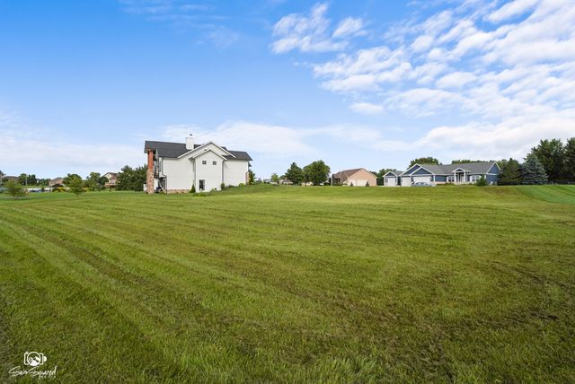2812 Ninovan Lane, Minooka, IL 60447