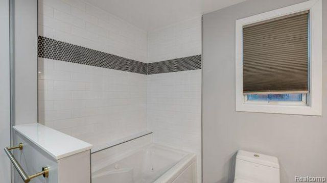498 South Boulevard, Rochester Hills, MI 48307