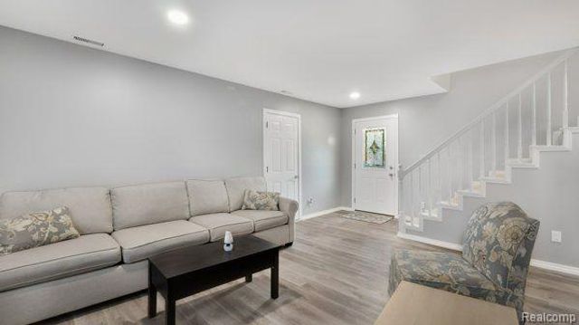 498 South Boulevard, Rochester Hills, MI 48307