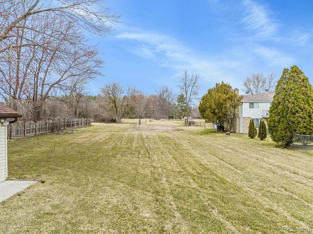 498 South Boulevard, Rochester Hills, MI 48307
