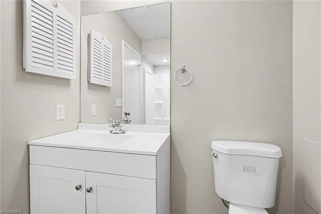 203 Cheltenham Drive, Winston-salem, NC 27103