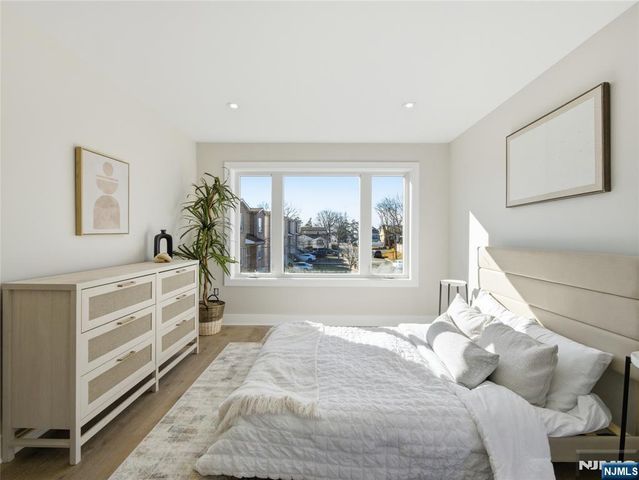 138-140 Weigands Lane 1, Secaucus, NJ 07094