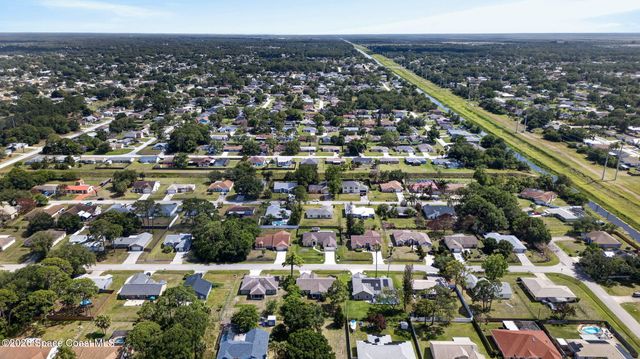 1366 Havre Street NW, Palm Bay, FL 32907