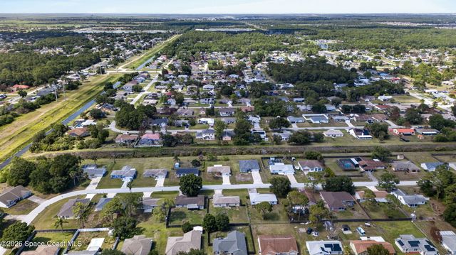 1366 Havre Street NW, Palm Bay, FL 32907