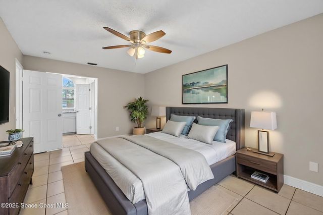 1366 Havre Street NW, Palm Bay, FL 32907