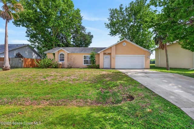 1366 Havre Street NW, Palm Bay, FL 32907