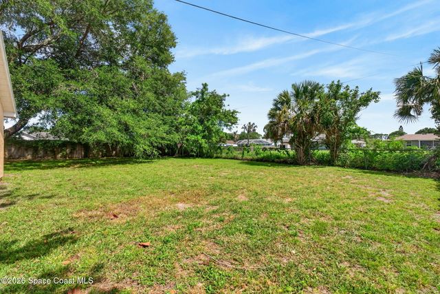 1366 Havre Street NW, Palm Bay, FL 32907