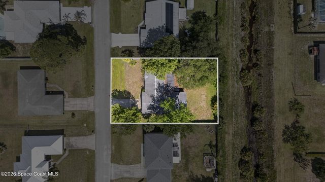 1366 Havre Street NW, Palm Bay, FL 32907