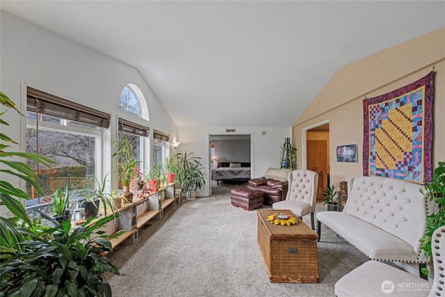 1160 S Mary Avenue, East Wenatchee, WA 98802