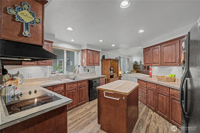 1160 S Mary Avenue, East Wenatchee, WA 98802