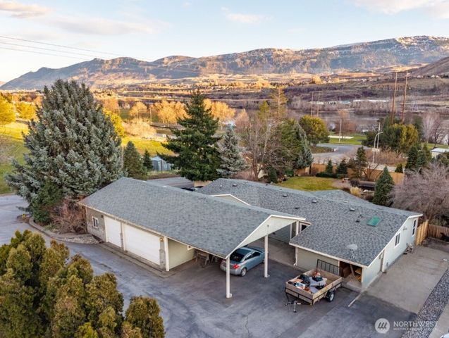 1160 S Mary Avenue, East Wenatchee, WA 98802