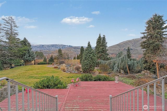 1160 S Mary Avenue, East Wenatchee, WA 98802