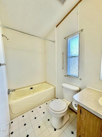 287 Oliver Loop Road, Roxboro, NC 27574