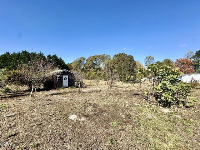 287 Oliver Loop Road, Roxboro, NC 27574