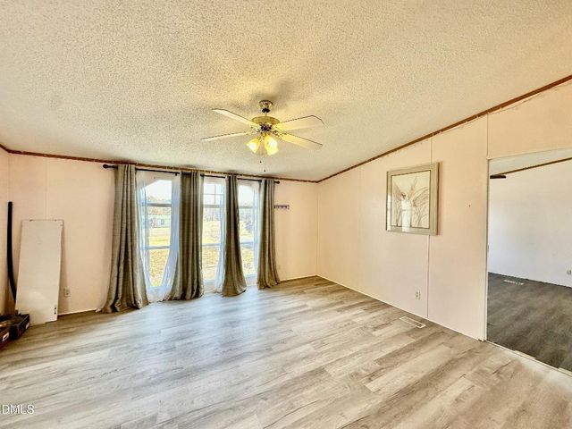 287 Oliver Loop Road, Roxboro, NC 27574