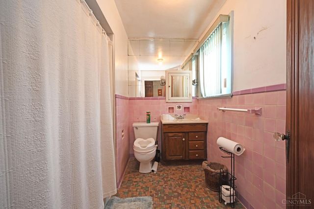 4640 Hamilton Avenue, Cincinnati, OH 45223