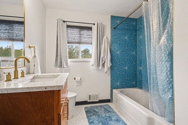 4233 Palm Springs Drive, East Point, GA 30344