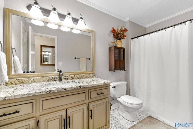 2209 Springdale Drive SW, Hartselle, AL 35640