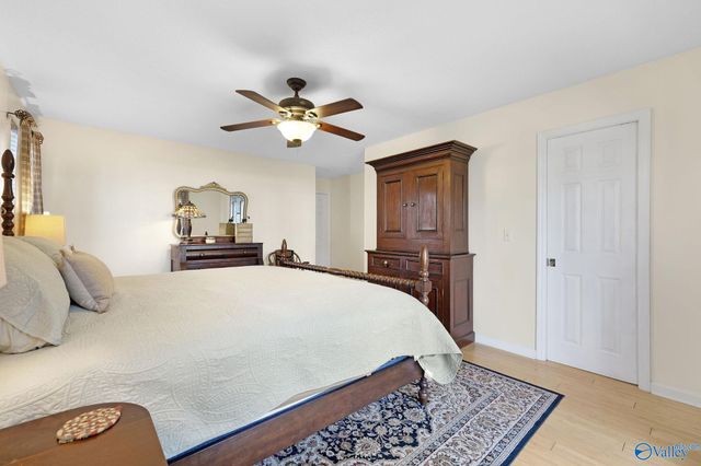 2209 Springdale Drive SW, Hartselle, AL 35640