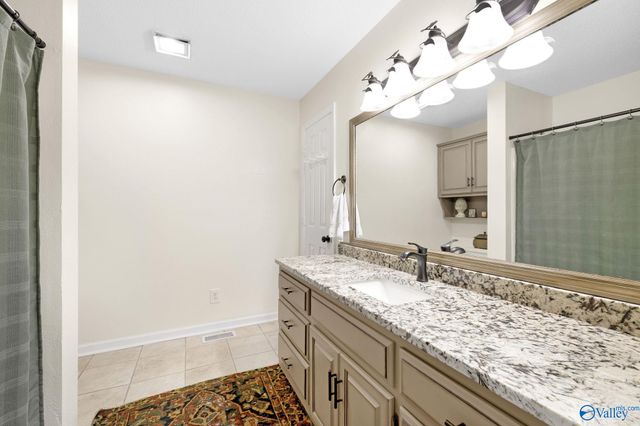 2209 Springdale Drive SW, Hartselle, AL 35640