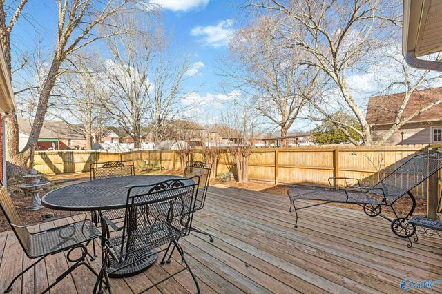 2209 Springdale Drive SW, Hartselle, AL 35640