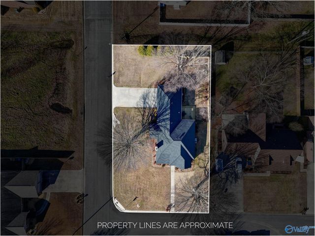 2209 Springdale Drive SW, Hartselle, AL 35640